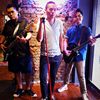 Free World  (哈雷主题曲)