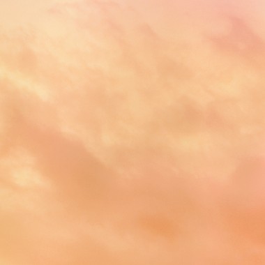 トオル＿选她吧