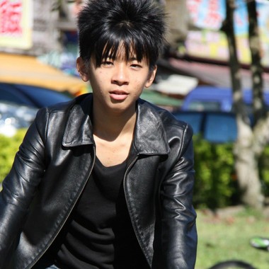 每周抱美洲豹