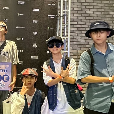 桃ㄗ练舞歌