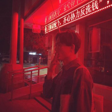霓虹爱神