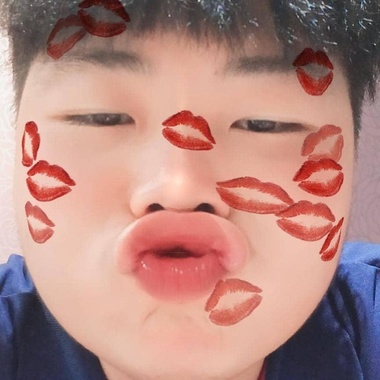 唇
