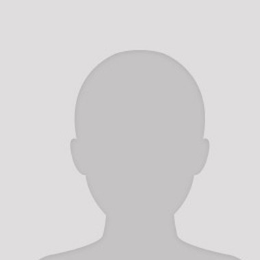 我在碧潭吊桥边遇到一朵花