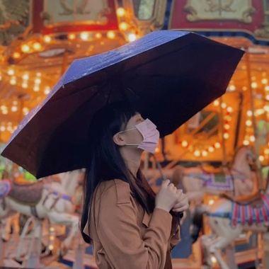 魔法少女妮娜