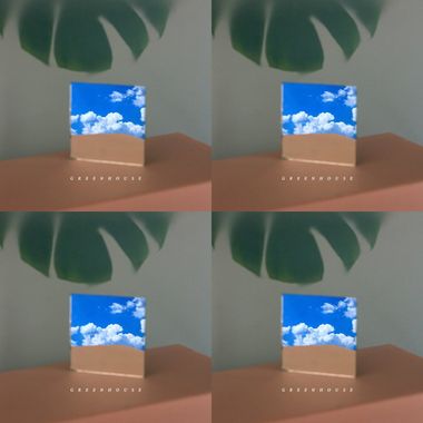 UnderU// GREENHOUSE