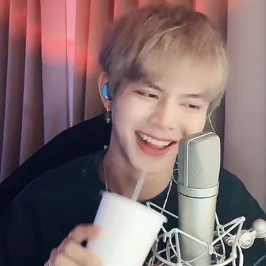 挚爱🤩：许小宝