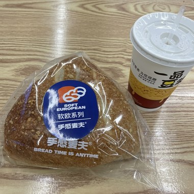 早餐吃面包