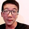 霸占遥控器的猫