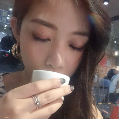 绿色