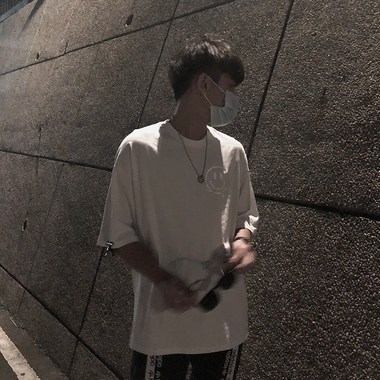 爱上你就像只玩偶