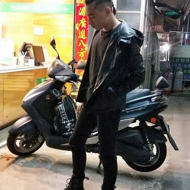 等