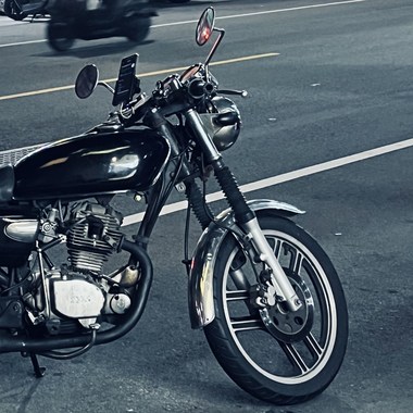 向月光借用的潇洒