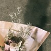 买了花想送给尼