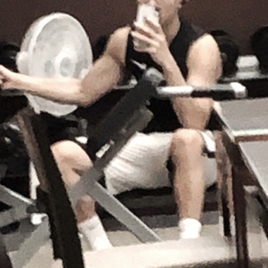 他们告诉我我应该成为什么样的人