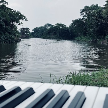 青春 ❮1❯