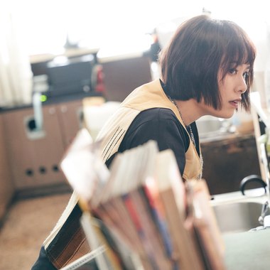 贝斯 ❮1❯