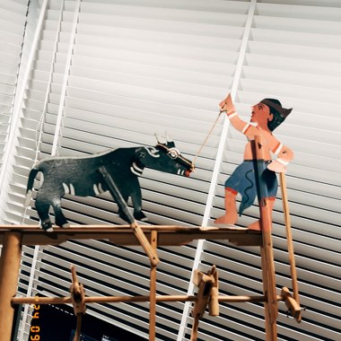 240914 牛与骤雨 The Bull and the Sudden Rain