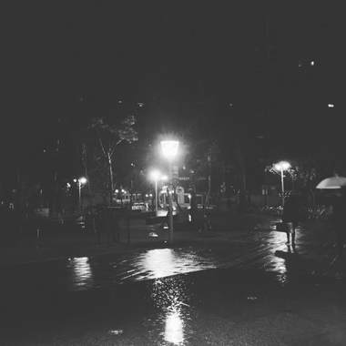 东京下雨了