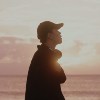 里昂LEONCHENI-多看一眼