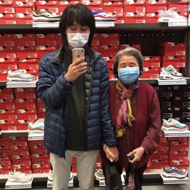 奶奶下礼拜的生日