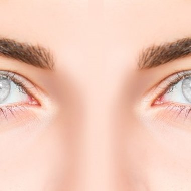 Bright eyes