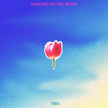 和你月亮上跳舞 Dancing On The Moon